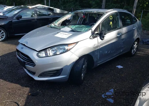 2014 Ford Fiesta Se z USA, uszkodzony, nr VIN 3FADP4BJ8EM118009